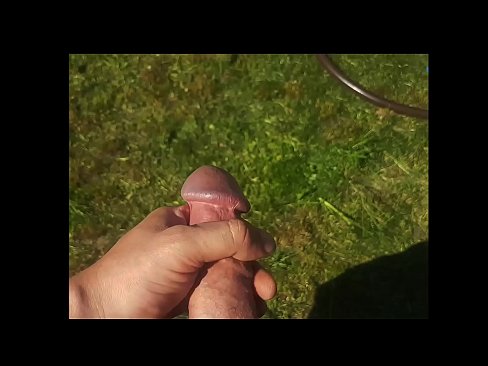 ❤️ Hete hottie laat zich in haar roze kutje neuken en spuitend klaarkomen in een zomerse tuin Sluts at nl.milf-nut-net.ru ❌❤